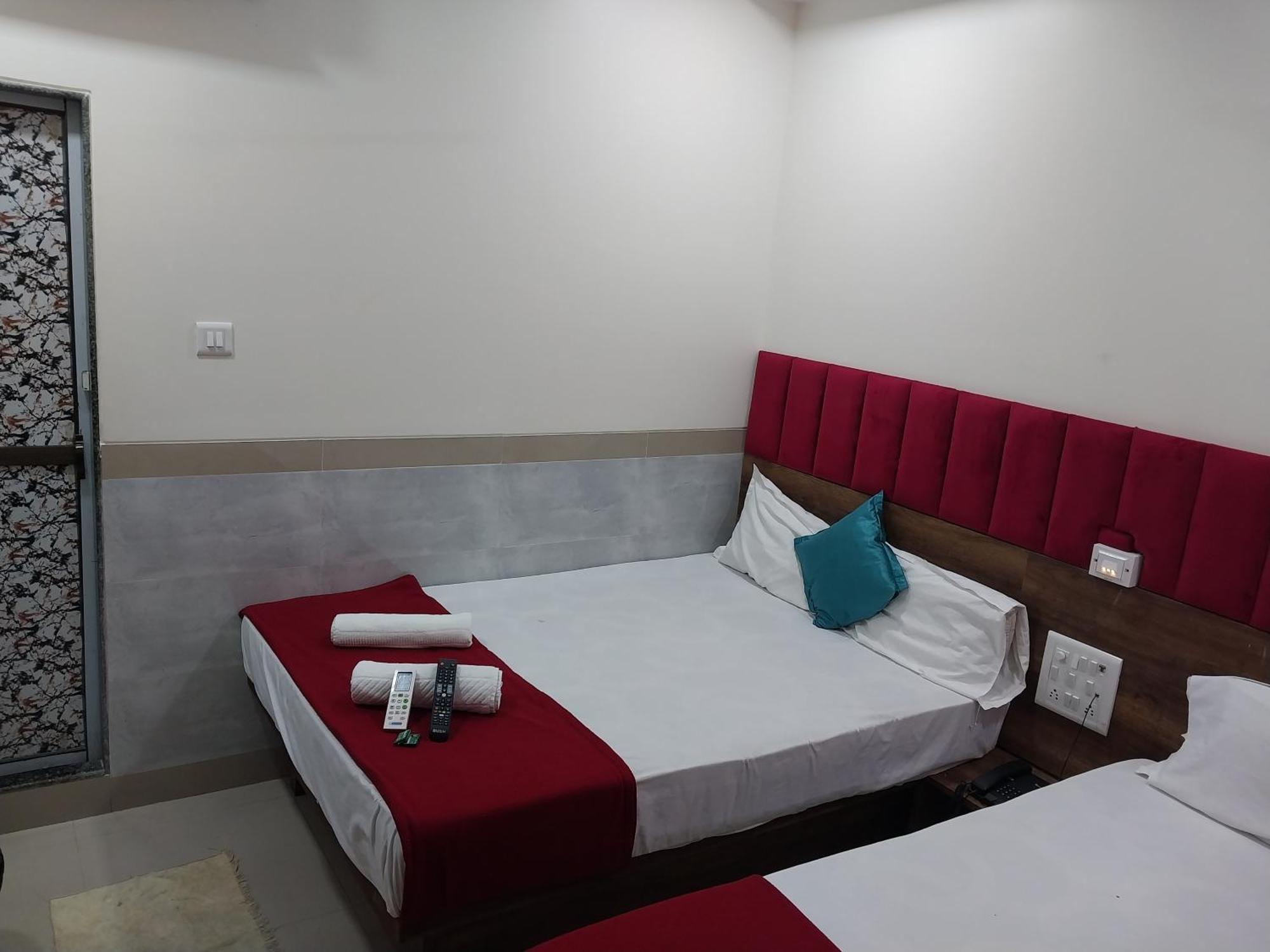 Hotel New Balaji Residency Βομβάη Εξωτερικό φωτογραφία