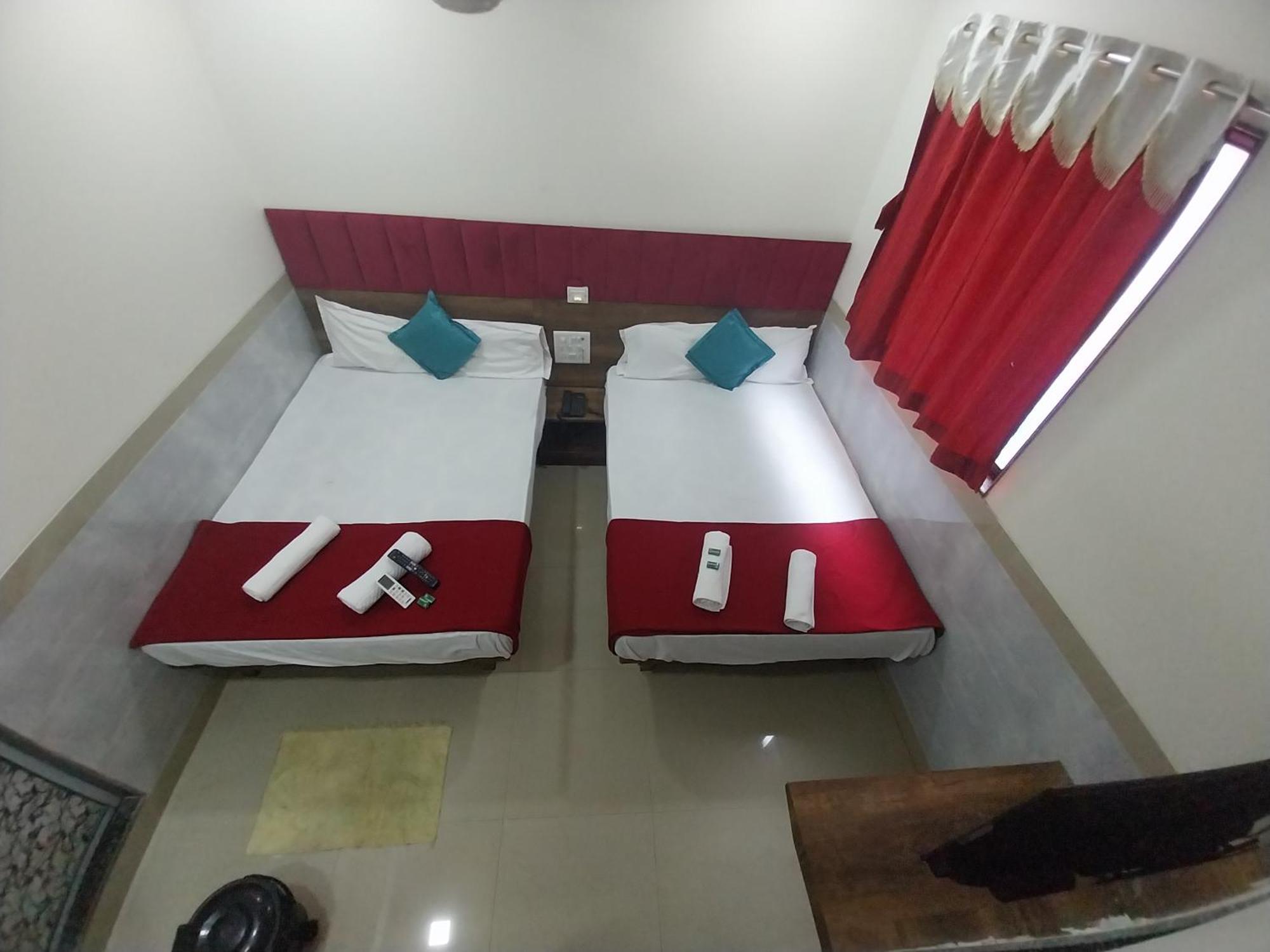 Hotel New Balaji Residency Βομβάη Εξωτερικό φωτογραφία
