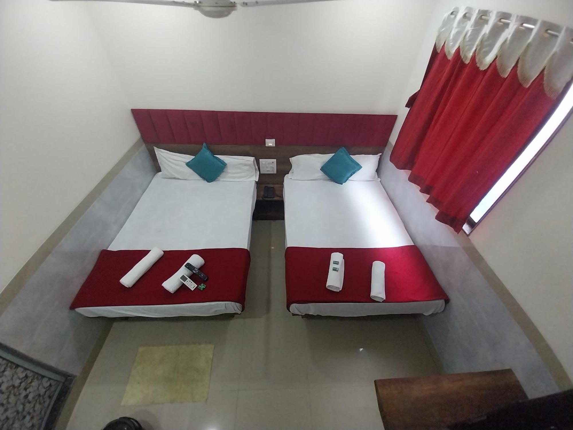 Hotel New Balaji Residency Βομβάη Εξωτερικό φωτογραφία